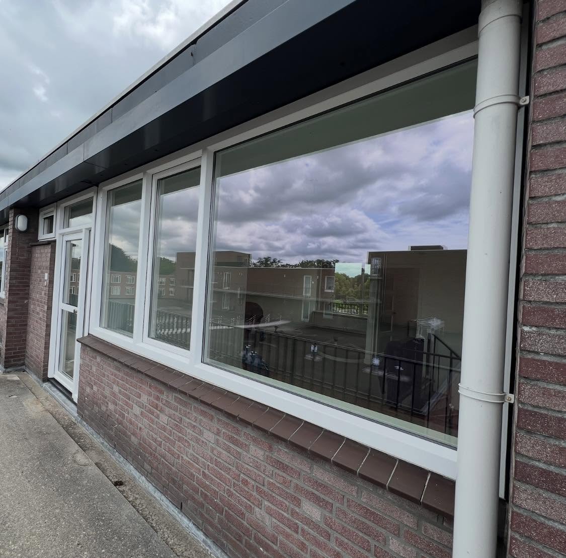 Aluplast kozijnen voor een appartement in Ter Apel in Ter Apel