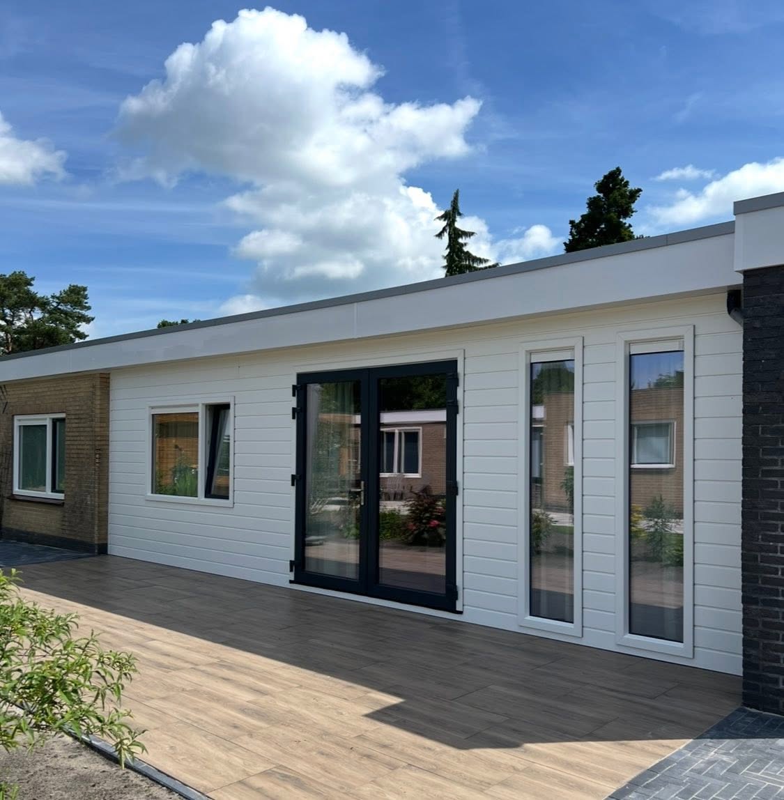 Bungalow met openslaande terrasdeuren in Veendam in Veendam