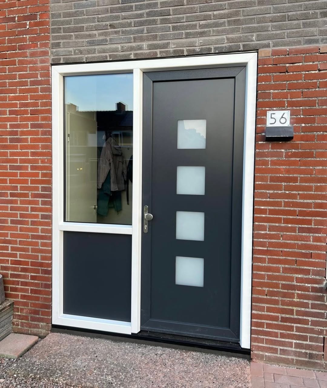 Voorgevelrenovatie met nieuwe lateien in Veendam in Veendam